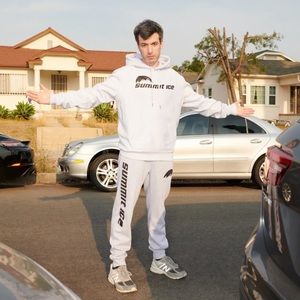 Summit Ice - Nathan For You - Sweatshirt Hoodie